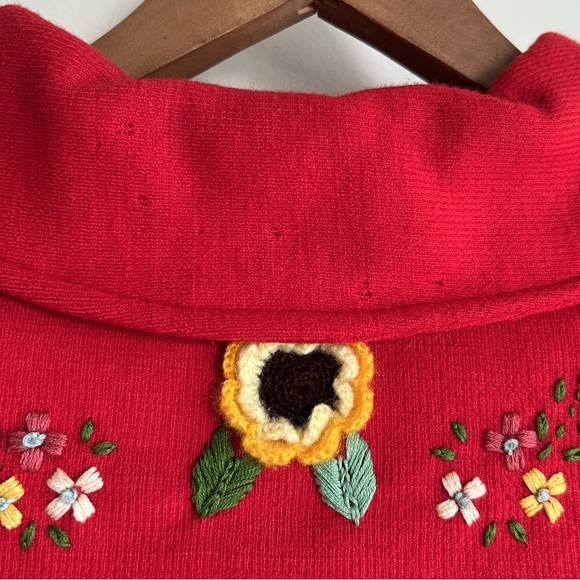 Vintage Red Wool Coat Embroidered Crochet Accents - Picture 5 of 14